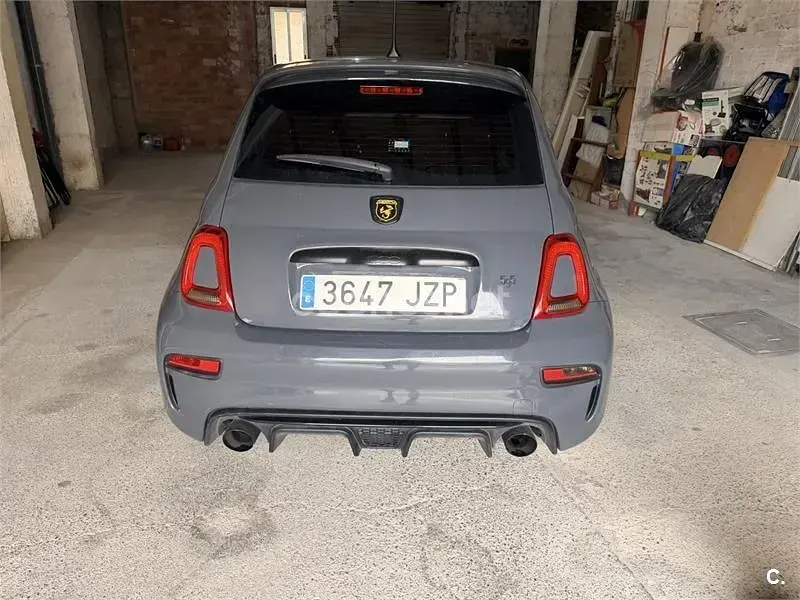 Usado Abarth 595 145 CV (106 kW) 2017 Gris / plata Berlina