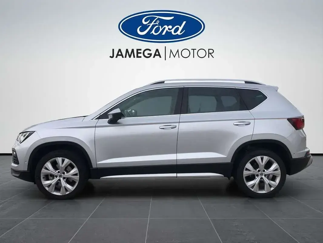 Usado Seat Ateca 150 CV (110 kW) 2022 Gris SUV