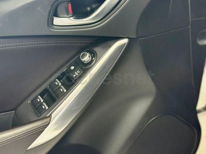 Usado Mazda 6 Luxury 150 CV (110 kW) 2017 Blanco Familiar