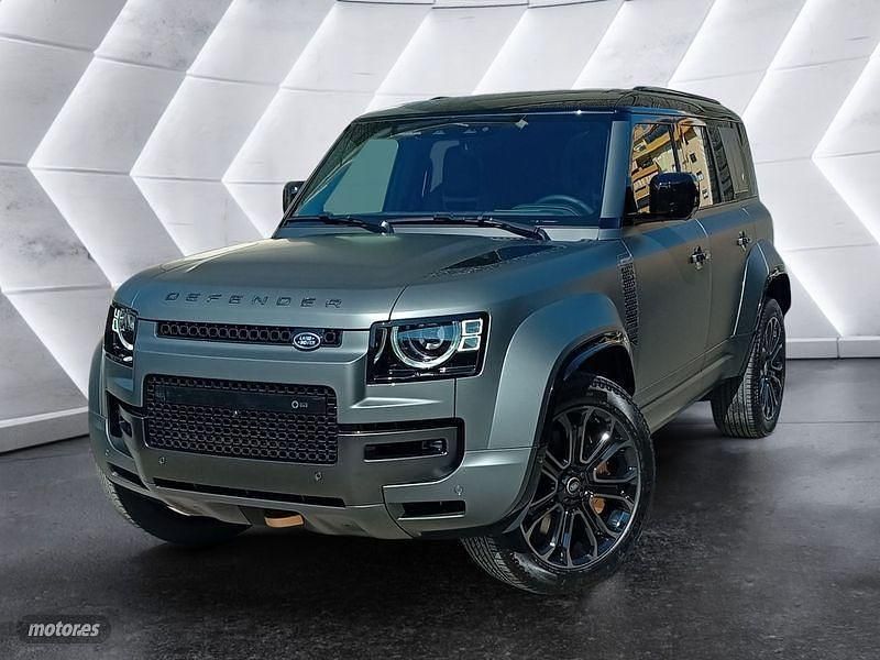 Verde Nuevo 2025 Land Rover Defender SUV | 238.088 € - Imagen 1/4
