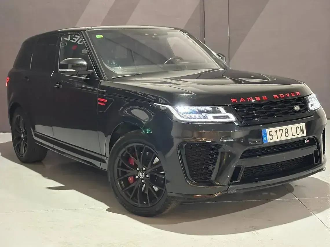 Begagnad Land Rover Range Rover Sport SVR 575 HK (422 kW) 2019 Svart SUV