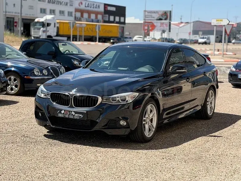 Usado BMW 325 Comfort Edition 218 CV (160 kW) 2014 Negro Berlina