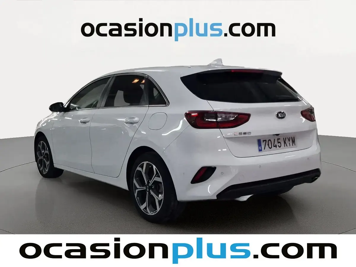 Usado Kia Ceed 116 CV (85 kW) 2019 Blanco Utilitario
