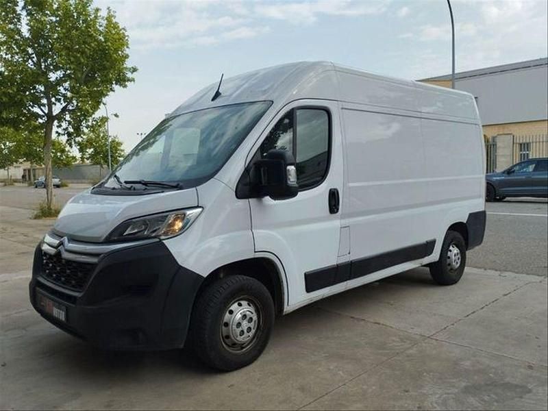 Usado Citroën Jumper 140 CV (102 kW) 2022 Blanco Monovolumen