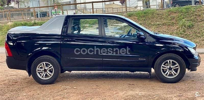 Usado Ssangyong (KGM) Actyon 141 CV (103 kW) 2007 Negro Pickup/Camioneta