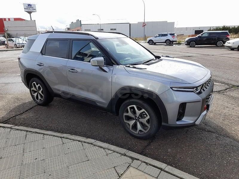 Usado KGM Torres 163 CV (119 kW) 2023 Gris / plata SUV