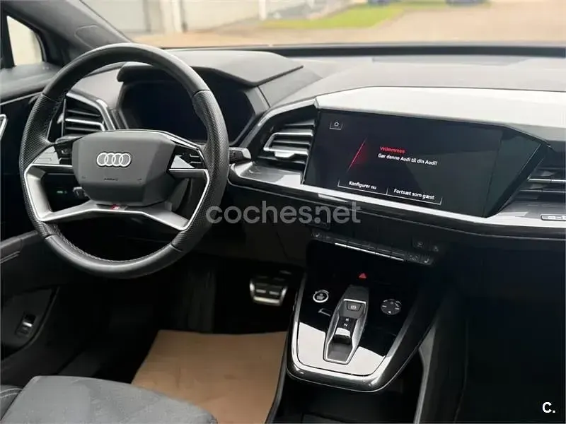 Usado Audi Q4 e-tron S-Line 219 kW (299 CV) 2023 Eléctrico SUV