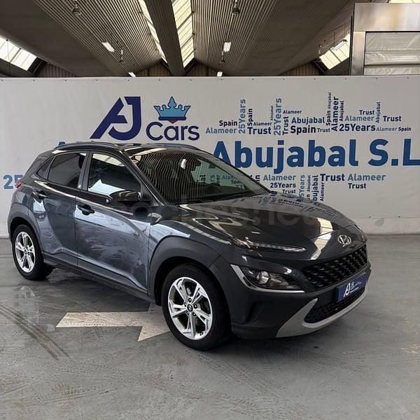 Usado Hyundai Kona 120 HP (88 kW) 2022 Cinzento SUV