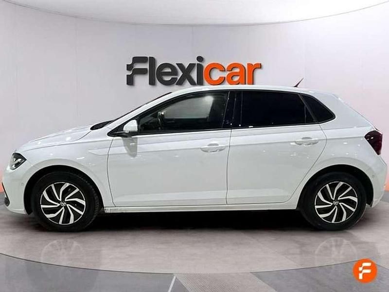 Usado VW Polo Life 95 CV (69 kW) 2023 Blanco Utilitario