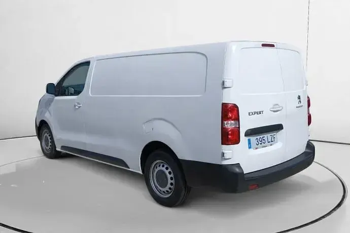 Usado Peugeot Expert Premium 102 CV (75 kW) 2022 Blanco Van