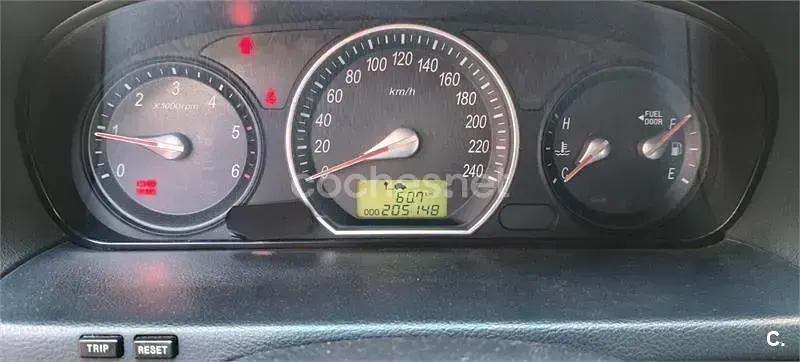 Usado Hyundai Sonata Comfort 140 CV (102 kW) 2007 Gris / plata Berlina