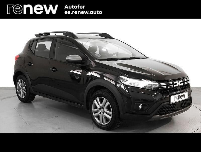 Usado Dacia Sandero Expression 100 CV (73 kW) 2023 Negro Berlina
