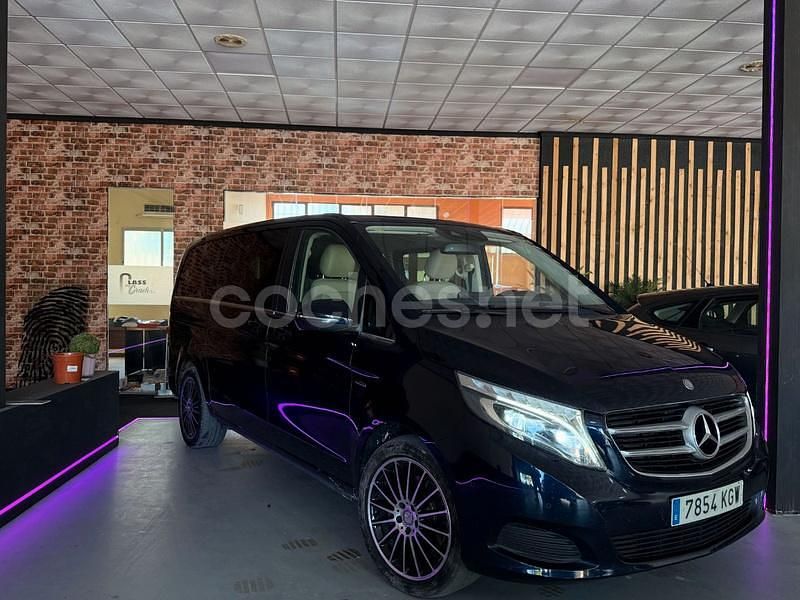 Azul Usado 2018 Mercedes V250 Avantgarde Monovolumen | 42.000 € (Caro) - Imagen 1/4