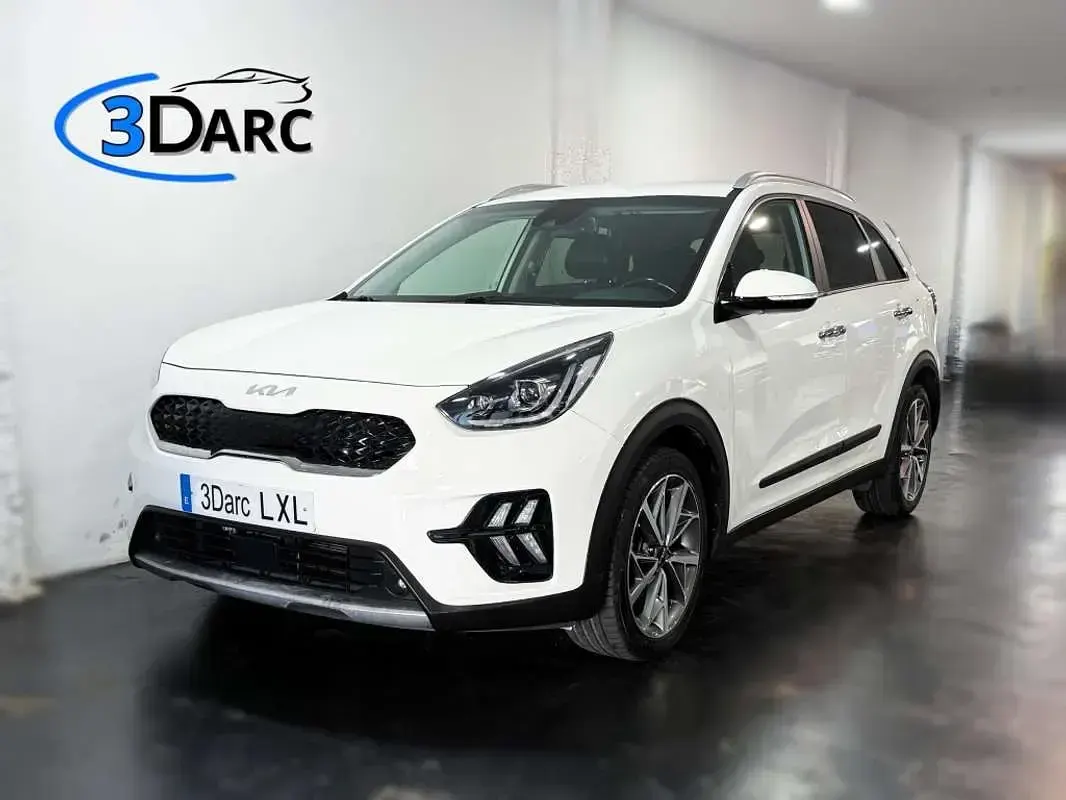 Usado Kia Niro 141 CV (103 kW) 2022 Blanco SUV