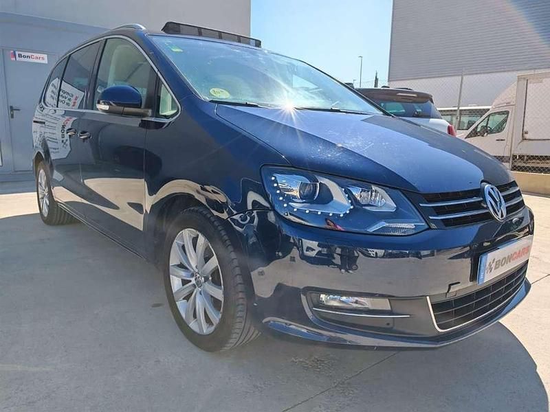 Usado VW Sharan Sport 177 CV (130 kW) 2015 Azul Monovolumen