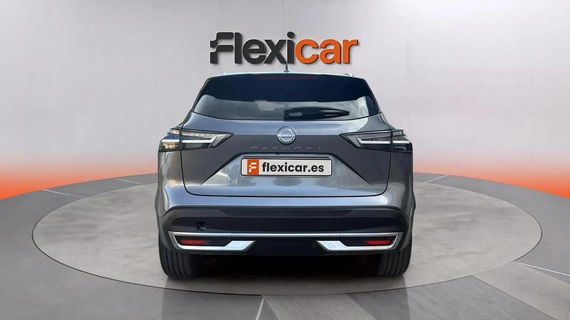Usado Nissan Qashqai Acenta 158 CV (116 kW) 2025 Gris SUV