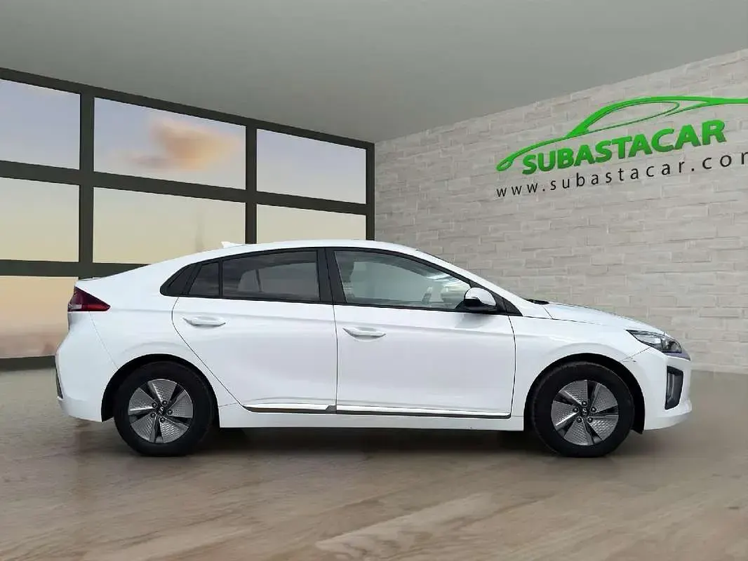 Usado Hyundai Ioniq 141 CV (103 kW) 2021 Blanco Utilitario