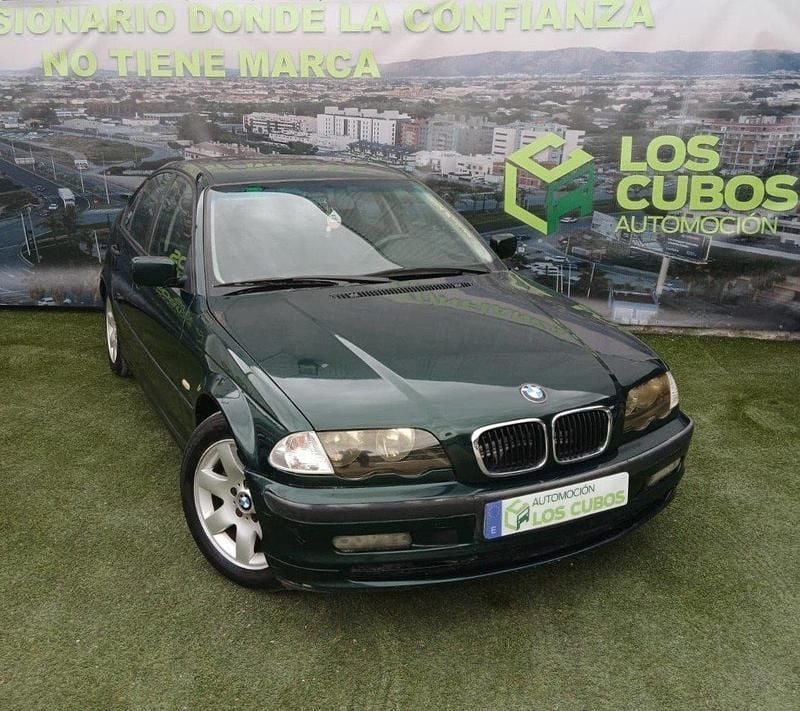Usado BMW 320 Comfort Edition 136 CV (100 kW) 1999 Verde Berlina