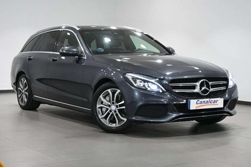 Usado Mercedes C350e 279 CV (205 kW) 2015 Gris Familiar