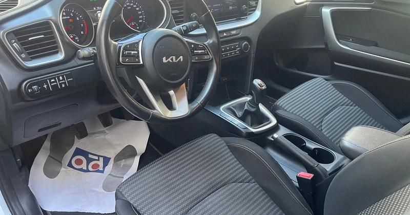 Usado Kia XCeed 120 CV (88 kW) 2022 SUV