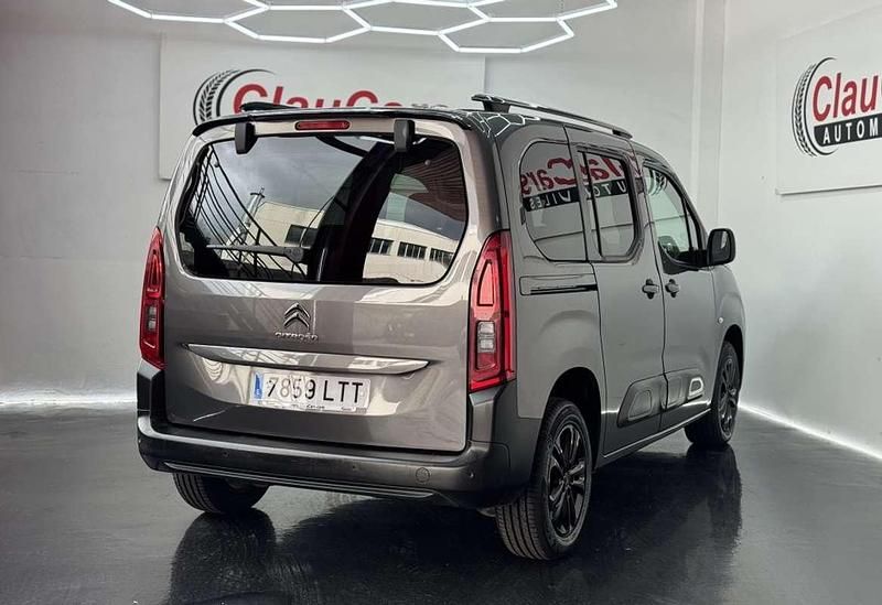 Usado Citroën Berlingo Feel 102 CV (75 kW) 2021 Gris Monovolumen