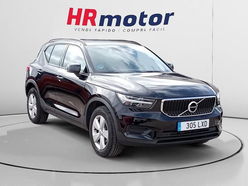 Negro Usado 2022 Volvo XC40 Momentum SUV | 25.490 € (Buen precio) - Imagen 1/4