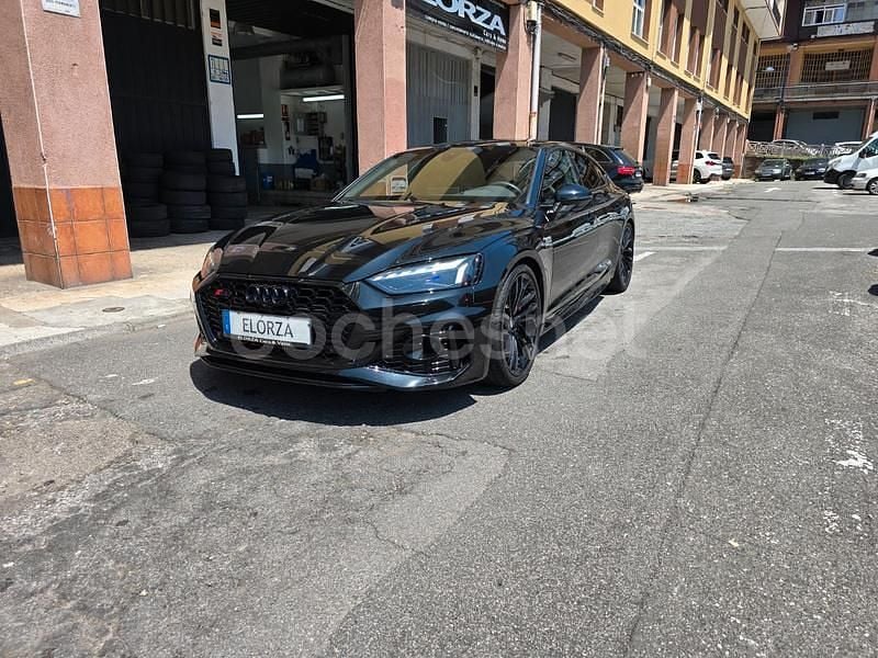 Usado Audi RS5 Sportback Ambiente 450 CV (330 kW) 2020 Negro Berlina