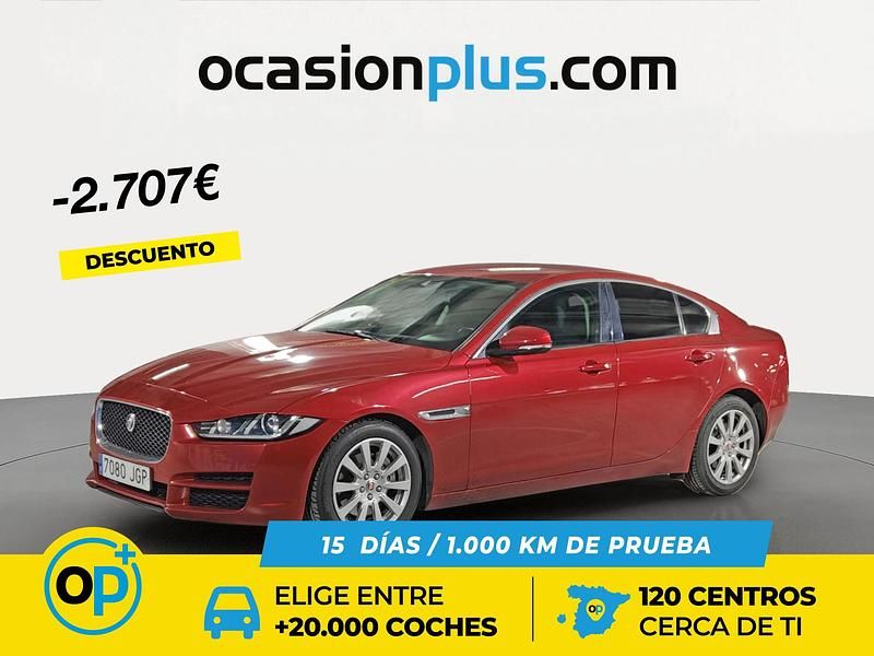 Rojo Usado 2015 Jaguar XE Pure Berlina | 16.300 € (Caro) - Imagen 1/4