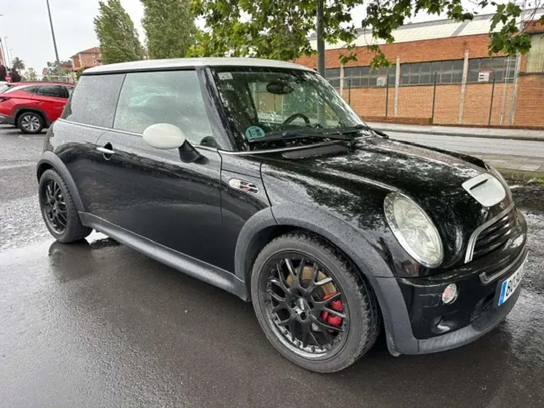 Usado Mini Cooper S 211 HP (155 kW) 2006 Preto Citadino