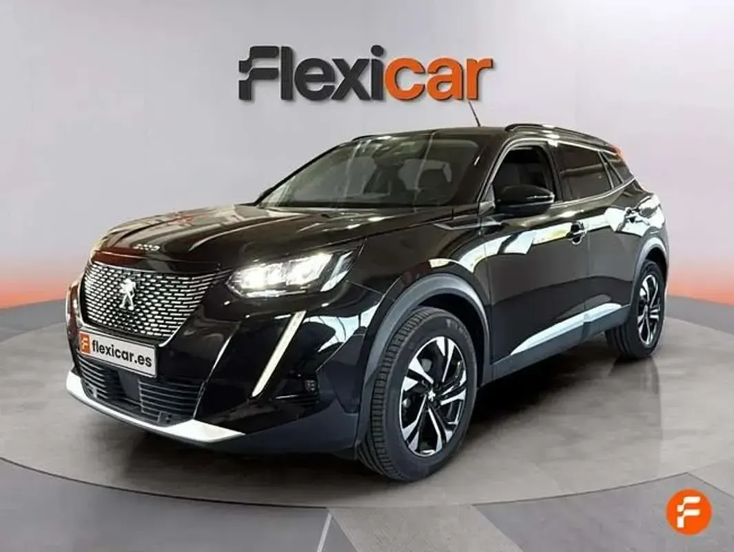 Usado Peugeot 2008 Allure 131 CV (96 kW) 2021 Negro SUV