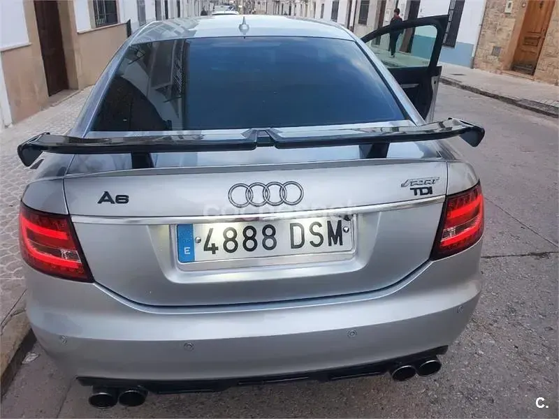 Usado Audi A6 180 CV (132 kW) 2005 Gris / plata Berlina