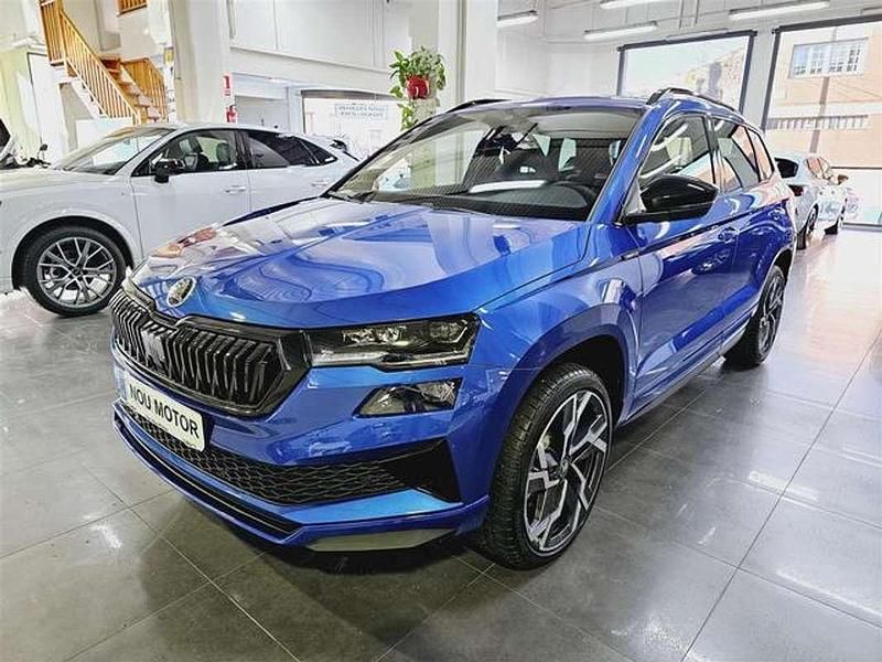 Azul Usado 2025 Skoda Karoq SportLine SUV | 32.400 € (Caro) - Imagen 1/4