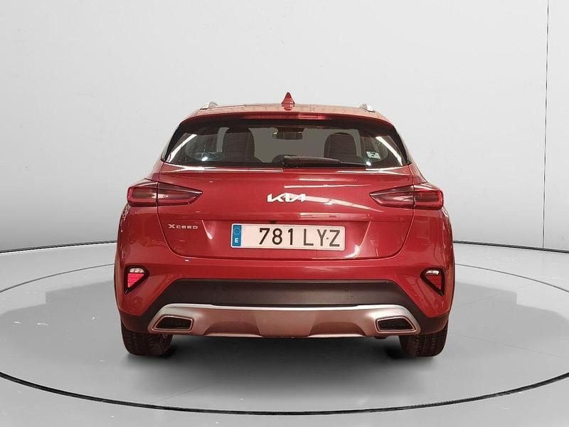 Usado Kia XCeed 120 CV (88 kW) 2022 Rojo SUV