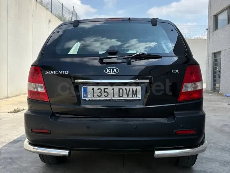 Usado Kia Sorento 140 CV (102 kW) 2006 Negro SUV