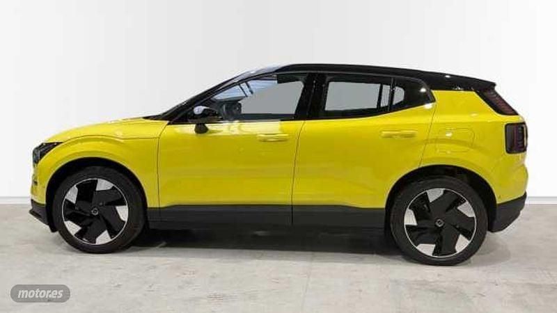 Begagnad Volvo EX30 Ultra 200 kW (272 HK) 2024 Gul SUV