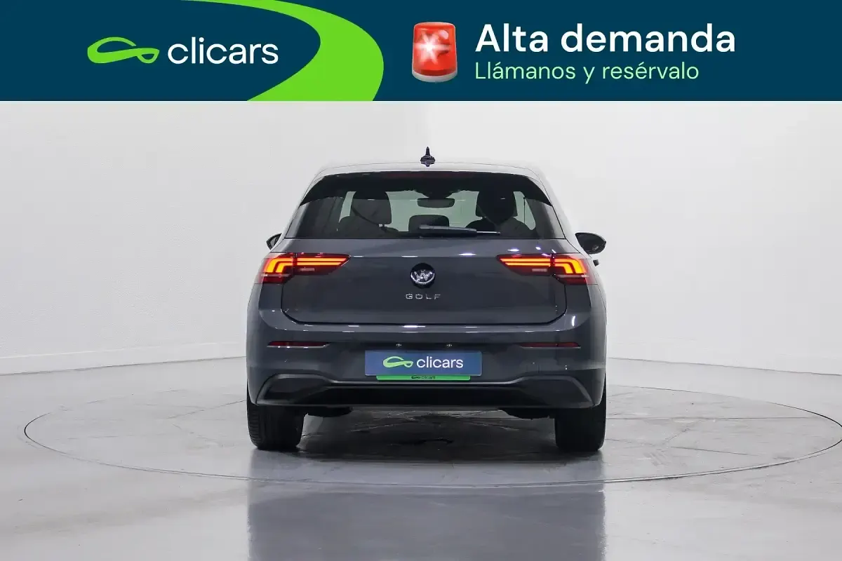 Usado VW Golf VIII 116 CV (85 kW) 2025 Gris