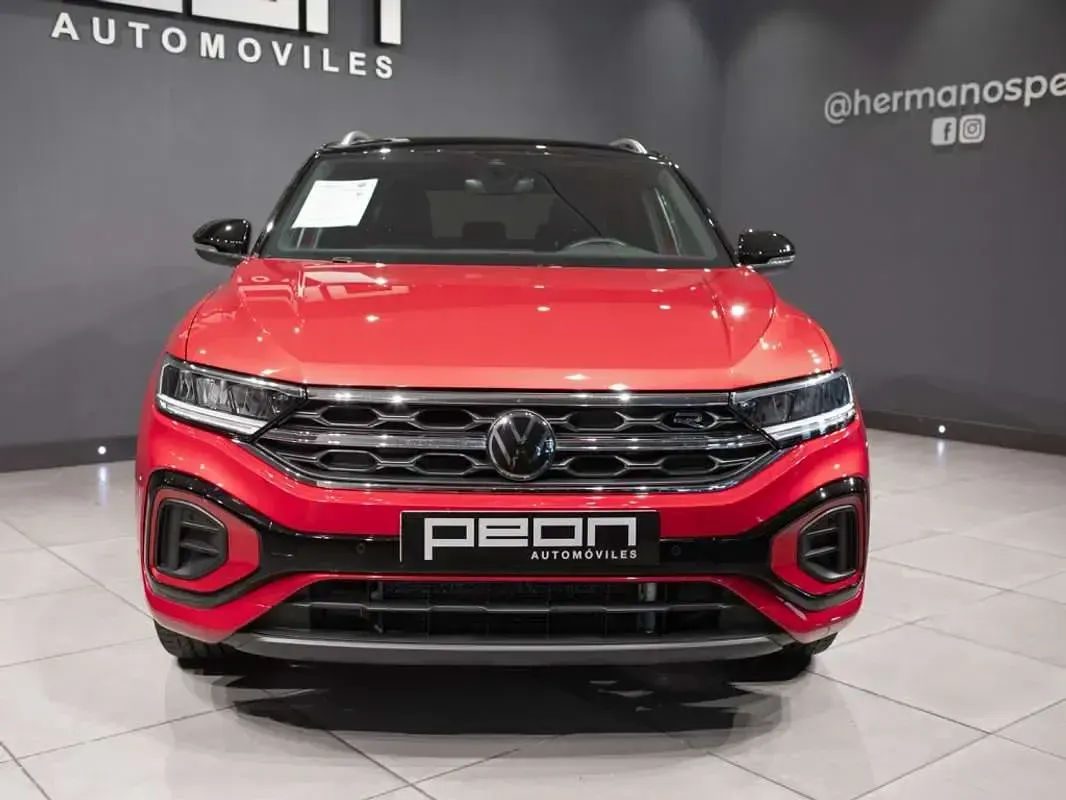 Usado VW T-Roc R-line 150 CV (110 kW) 2023 Rojo SUV