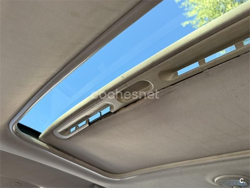 Negro Usado 2008 Ssangyong (KGM) Kyron Limited SUV | 3800 € - Imagen 1/3