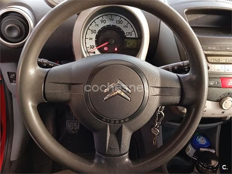 Usado Citroën C1 68 CV (50 kW) 2005 Rojo Utilitario