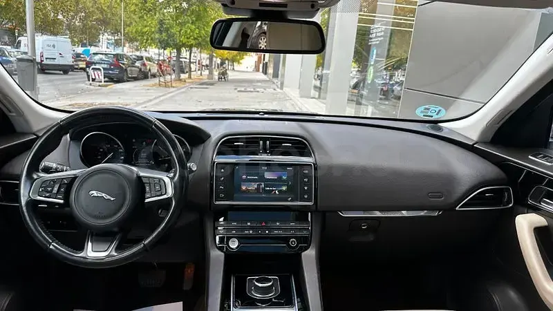Usado Jaguar F-Pace Prestige 241 CV (177 kW) 2017 Azul SUV