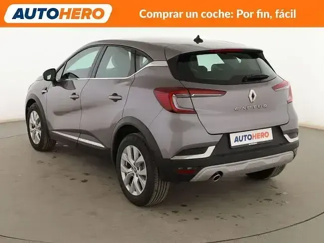 Usado Renault Captur Zen 131 CV (96 kW) 2020 Gris SUV