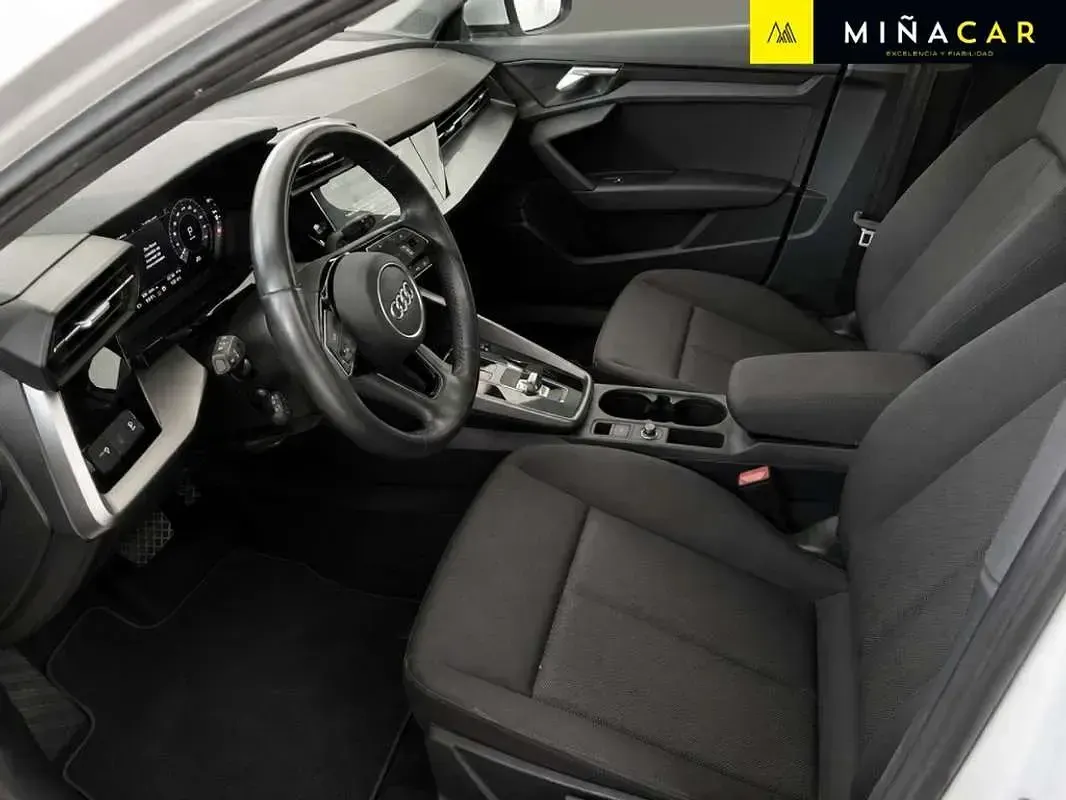 Usado Audi A3 Sportback Advanced 150 CV (110 kW) 2023 Blanco Utilitario