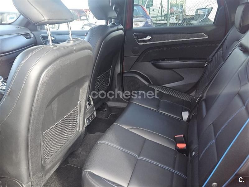 Usado Renault Arkana Equilibre 145 CV (106 kW) 2024 Rojo SUV