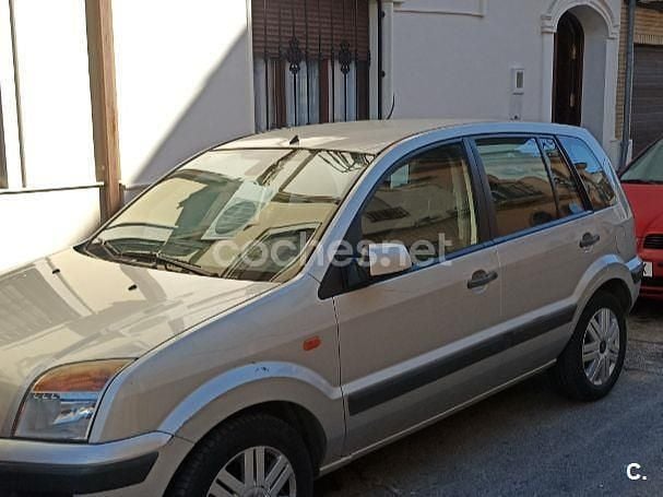 Usado Ford Fusion 68 CV (50 kW) 2007 Gris / plata Berlina
