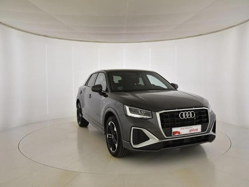 Usado Audi Q2 116 CV (85 kW) 2025 Gris/plata SUV