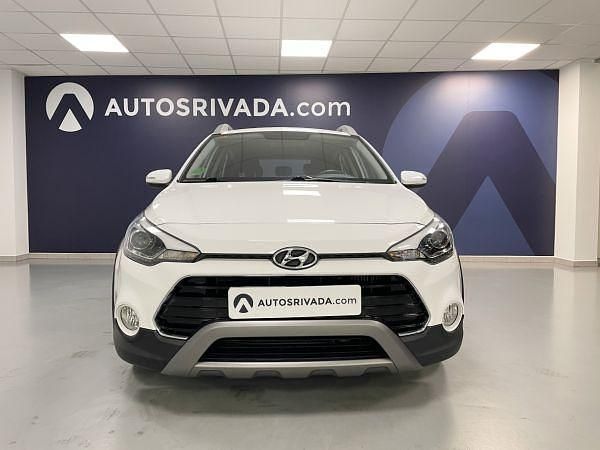 Usado Hyundai i20 Active 100 CV (73 kW) 2018 Polar white (sólido)