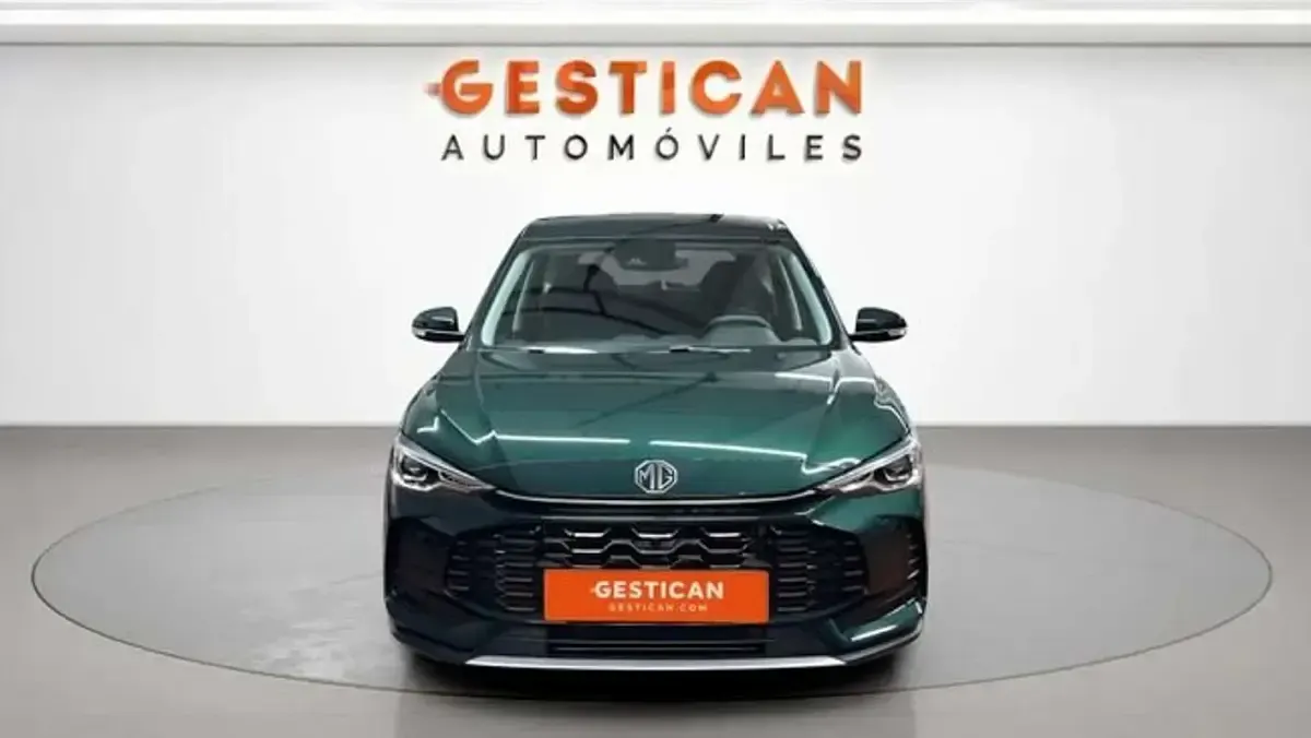 Usado MG ZS 199 CV (146 kW) 2026 Verde SUV
