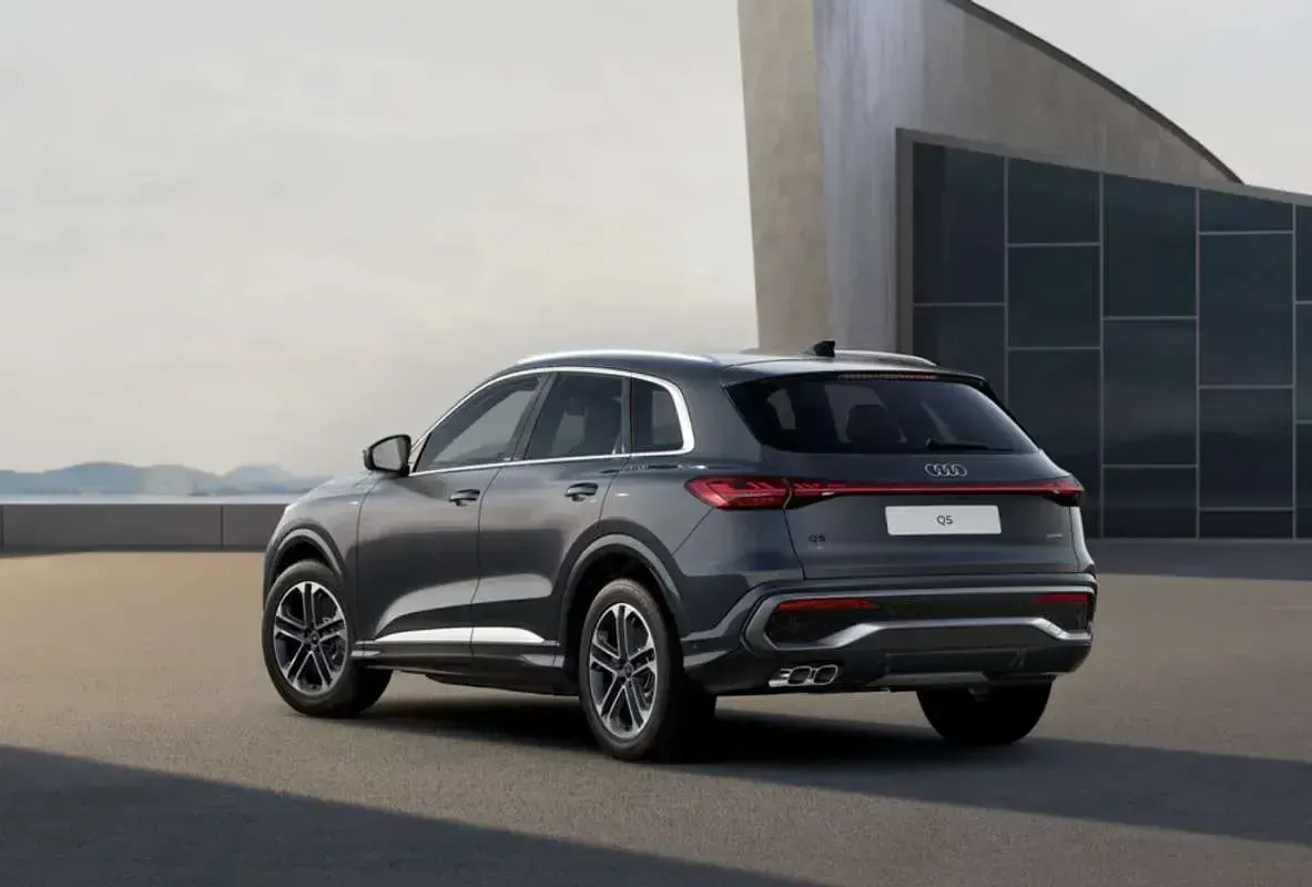 Nuevo Audi Q5 Sportback S-Line 204 CV (150 kW) 2026 Gris SUV