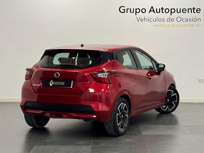 Usado Nissan Micra Acenta 92 CV (67 kW) 2022 Granate Berlina