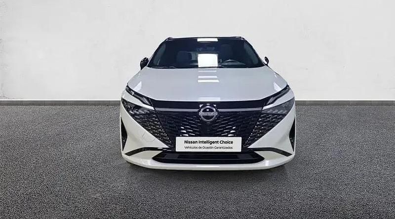 Usado Nissan Qashqai N-Connecta 190 CV (139 kW) 2025 Lunar white con techo midnight SUV